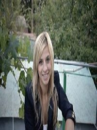 Escort Maura in Piter